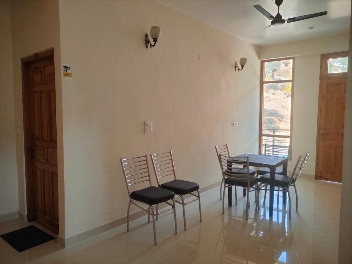 Hotel Cozy Haven ماندي المظهر الخارجي الصورة
