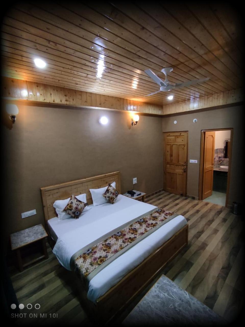 Hotel Cozy Haven ماندي المظهر الخارجي الصورة